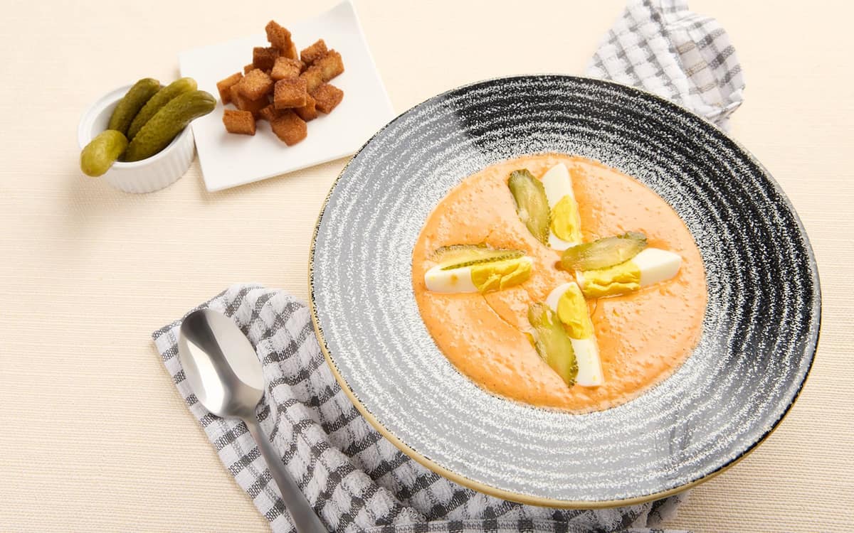 Zuppa di pomodori con cetrioli in agrodolce Zuccato