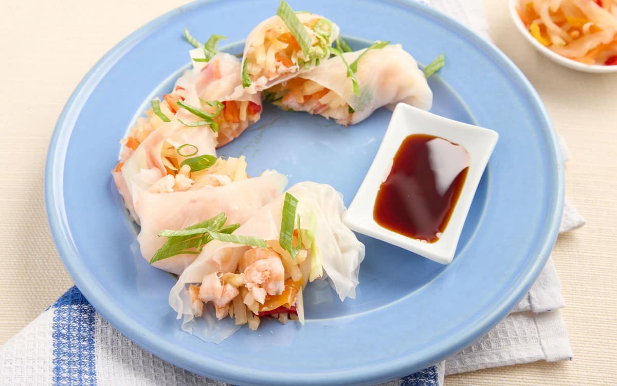 Involtini vietnamiti con insalatina e gamberi Zuccato