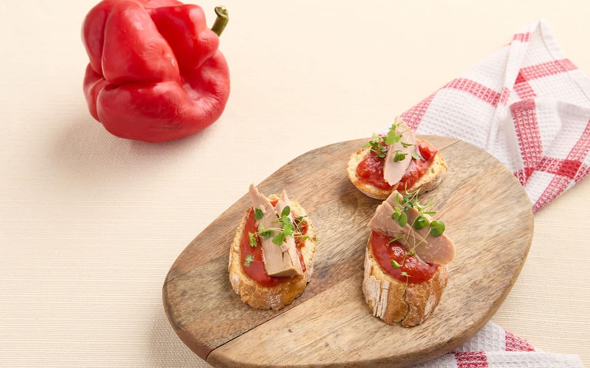 Bruschetta peperoni e tonno Zuccato
